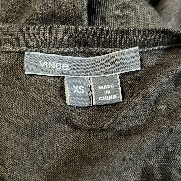 Vince Split Neck Linen Tank Size XS - Picture 6 of 9